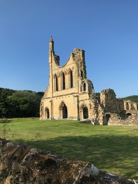 Byland Abbey (2)_1.jpg